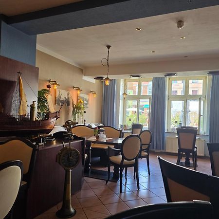 Hotel Am Markt & Brauhaus Stadtkrug Ueckermünde Eksteriør billede