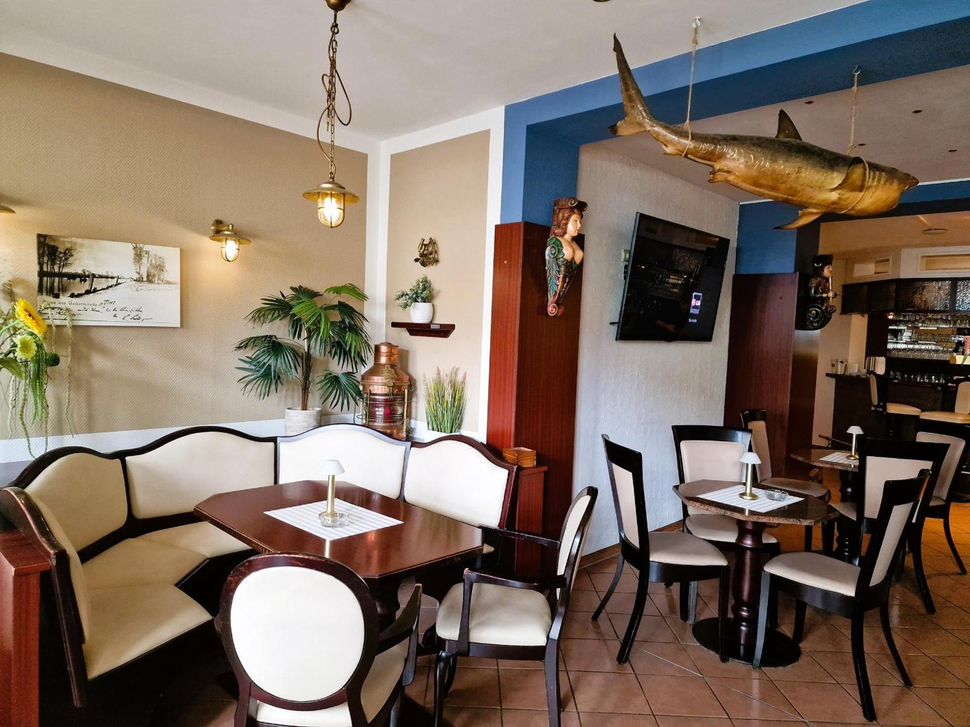 Hotel Am Markt & Brauhaus Stadtkrug Ueckermünde Eksteriør billede
