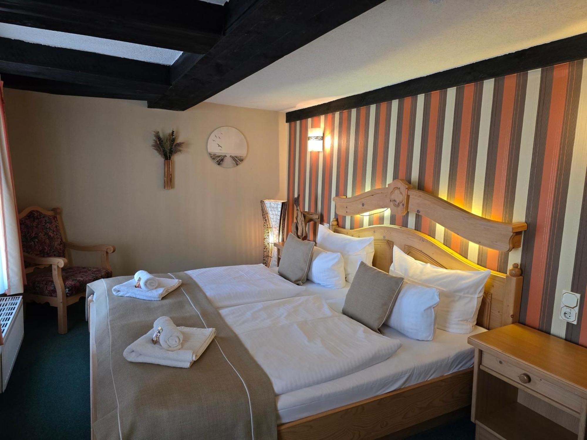 Hotel Am Markt & Brauhaus Stadtkrug Ueckermünde Eksteriør billede